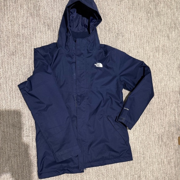 Girls XL North Face ski jacket - Picture 9 of 9